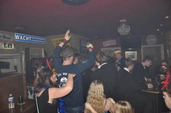065_2702gemaskerdbal.jpg