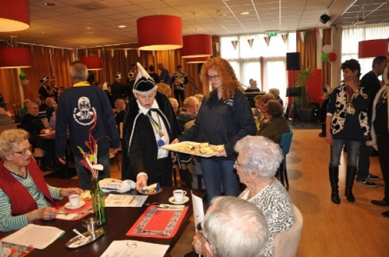 083_2802seniorenboerenbruiloft.jpg