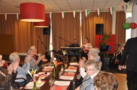 127_2802seniorenboerenbruiloft.jpg