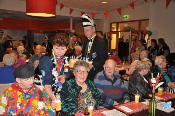 168_2802seniorenboerenbruiloft.jpg