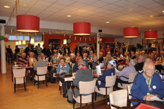 187_2802seniorenboerenbruiloft.jpg