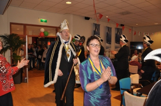 12_2802seniorenboerenbruiloftbewoners.jpg