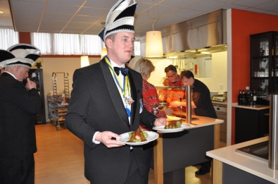 35_2802seniorenboerenbruiloftbewoners.jpg