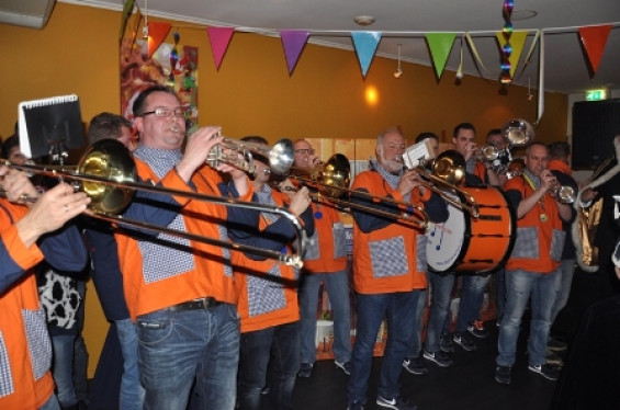 026_2802slotbal.jpg