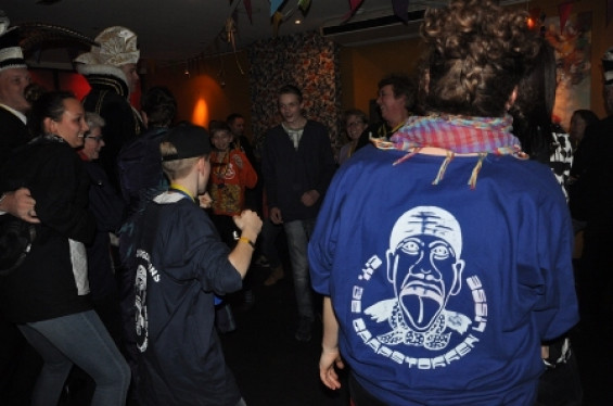 103_2802slotbal.jpg