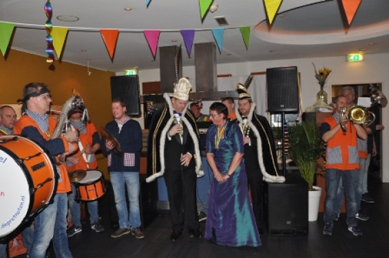 112_2802slotbal.jpg