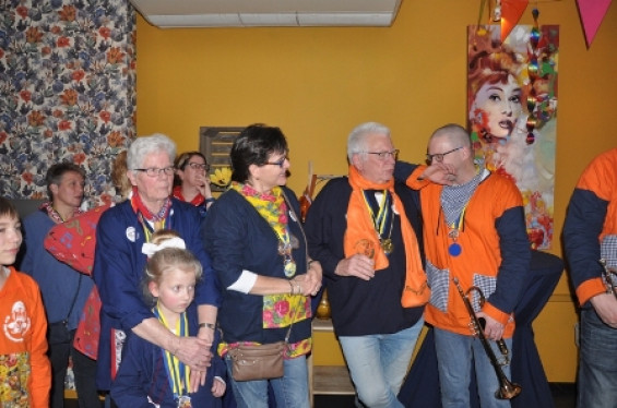 118_2802slotbal.jpg