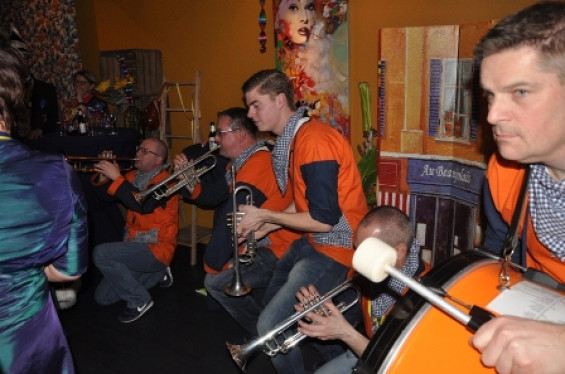 135_2802slotbal.jpg