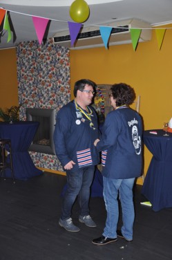 184_2802slotbal.jpg