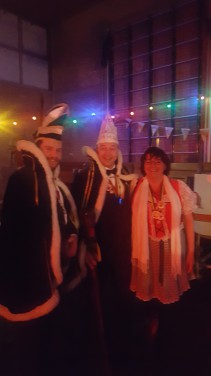 06_12-2001plasduikersbierfeest.jpg