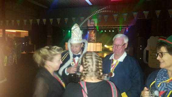 09_12-2001plasduikersbierfeest.jpg