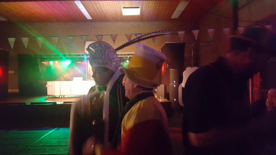 10_12-2001plasduikersbierfeest.jpg