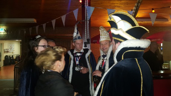 12_12-2001plasduikersbierfeest.jpg