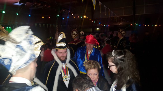 13_12-2001plasduikersbierfeest.jpg