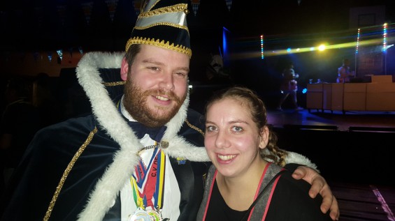 47_12-2001plasduikersbierfeest.jpg