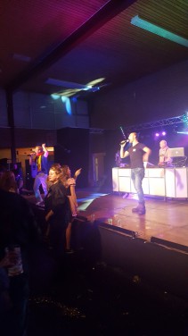 68_12-2001plasduikersbierfeest.jpg