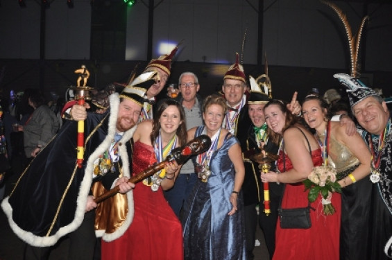 319_2601prinsenbal.jpg