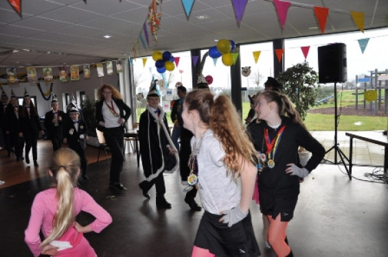 034_0302carnavalsmiddagengel.jpg