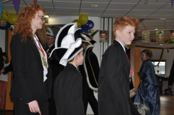 048_0302carnavalsmiddagengel.jpg