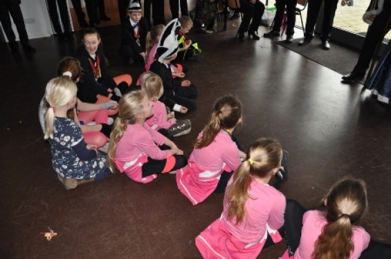 057_0302carnavalsmiddagengel.jpg