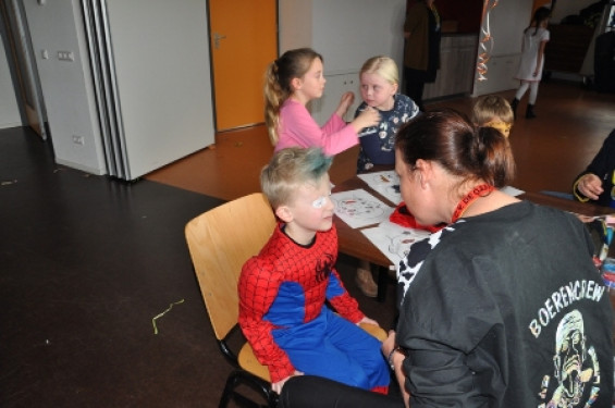 069_0302carnavalsmiddagengel.jpg
