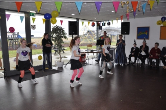 084_0302carnavalsmiddagengel.jpg