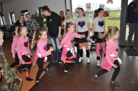 087_0302carnavalsmiddagengel.jpg