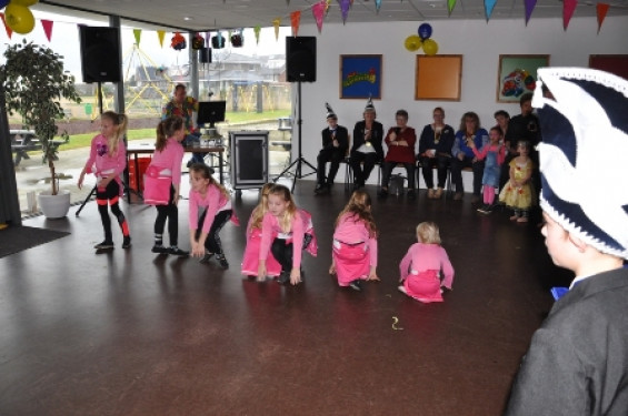 091_0302carnavalsmiddagengel.jpg