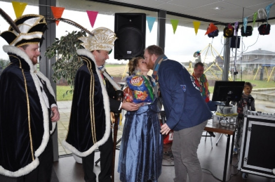 121_0302carnavalsmiddagengel.jpg