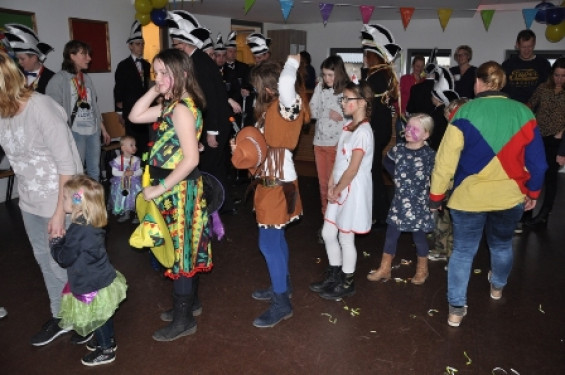125_0302carnavalsmiddagengel.jpg