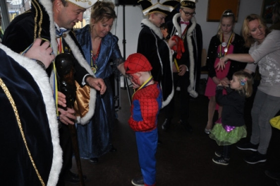 127_0302carnavalsmiddagengel.jpg