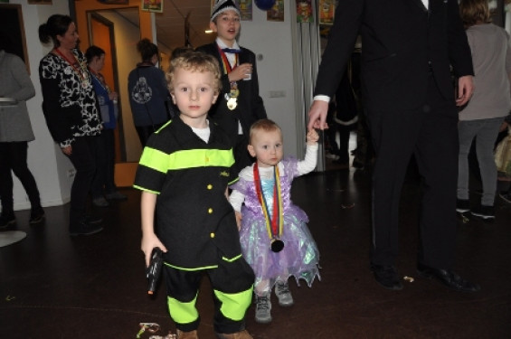 148_0302carnavalsmiddagengel.jpg