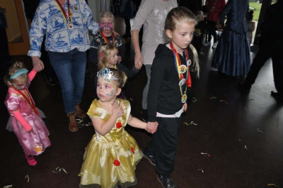 150_0302carnavalsmiddagengel.jpg