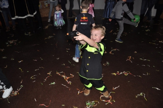 171_0302carnavalsmiddagengel.jpg