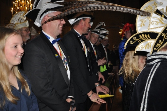 13_0302carnavalsmis.jpg