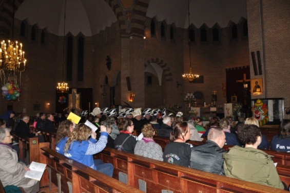24_0302carnavalsmis.jpg