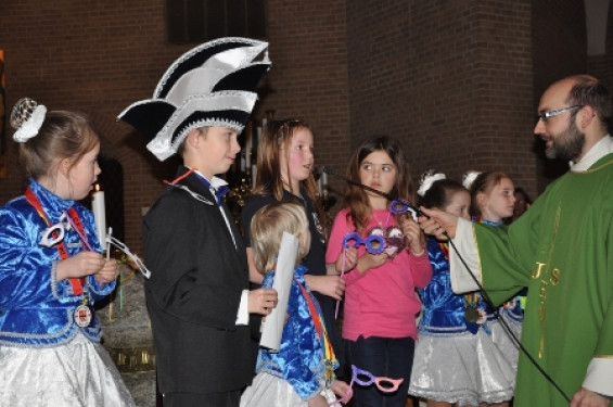 29_0302carnavalsmis.jpg
