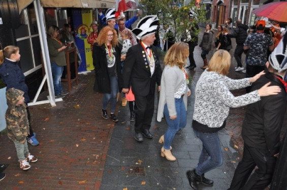 61_1211kennismaken.jpg