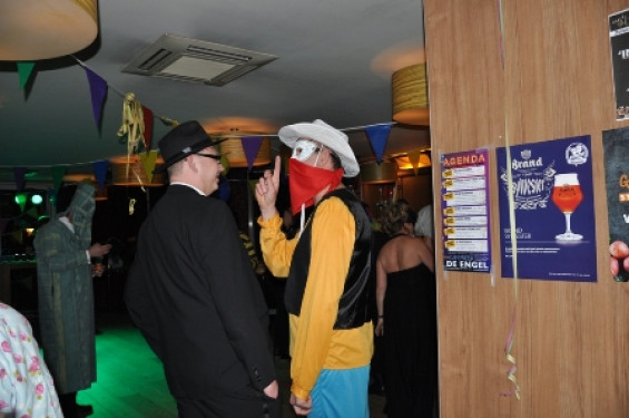 011_0302incognito.jpg