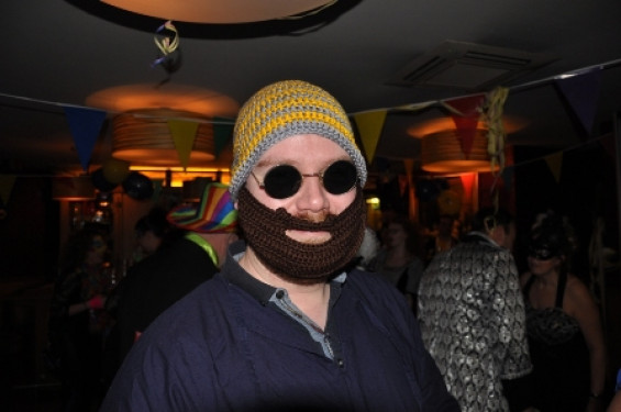 038_0302incognito.jpg