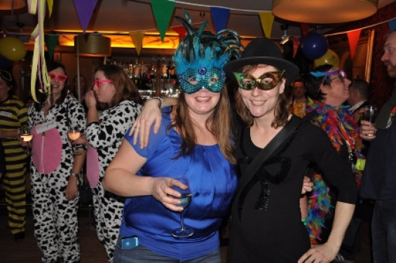 094_0302incognito.jpg