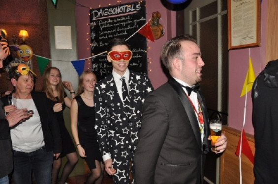 105_0302incognito.jpg