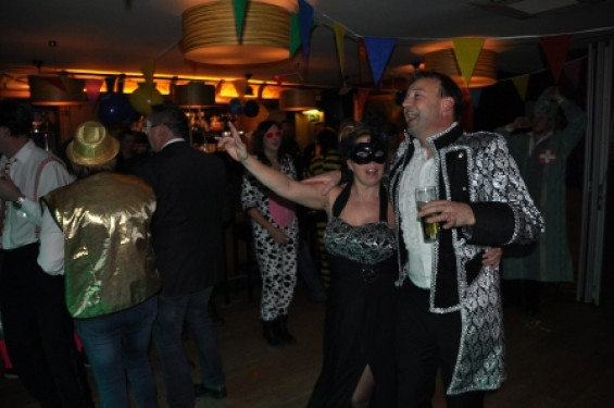 112_0302incognito.jpg