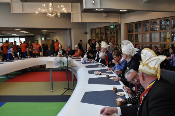 105_25-1002gemeentehuis.jpg
