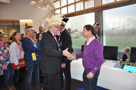 137_25-1002gemeentehuis.jpg