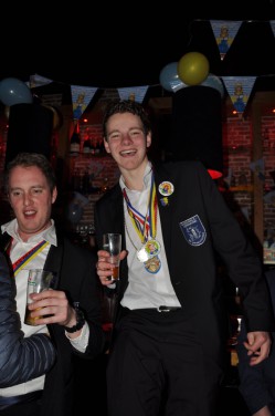 071_28-1002vrijgezellenavond.jpg