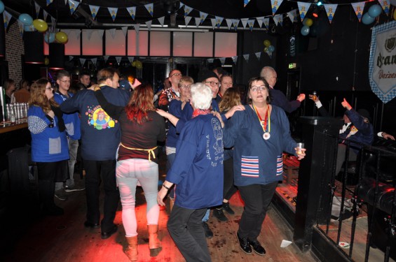093_28-1002vrijgezellenavond.jpg