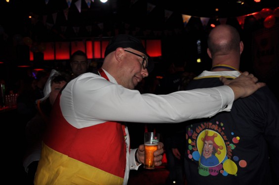 099_28-1002vrijgezellenavond.jpg