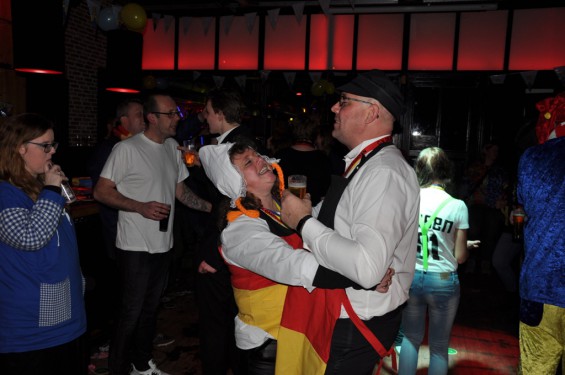 119_28-1002vrijgezellenavond.jpg