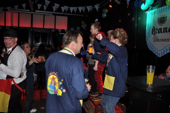 121_28-1002vrijgezellenavond.jpg